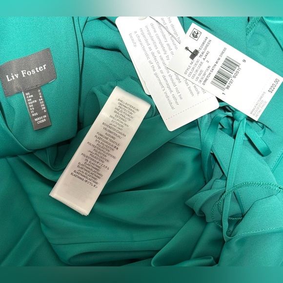 Liv Foster NWT Teal Green Satin Open Back Mini Cape Dress - Picture 7 of 7